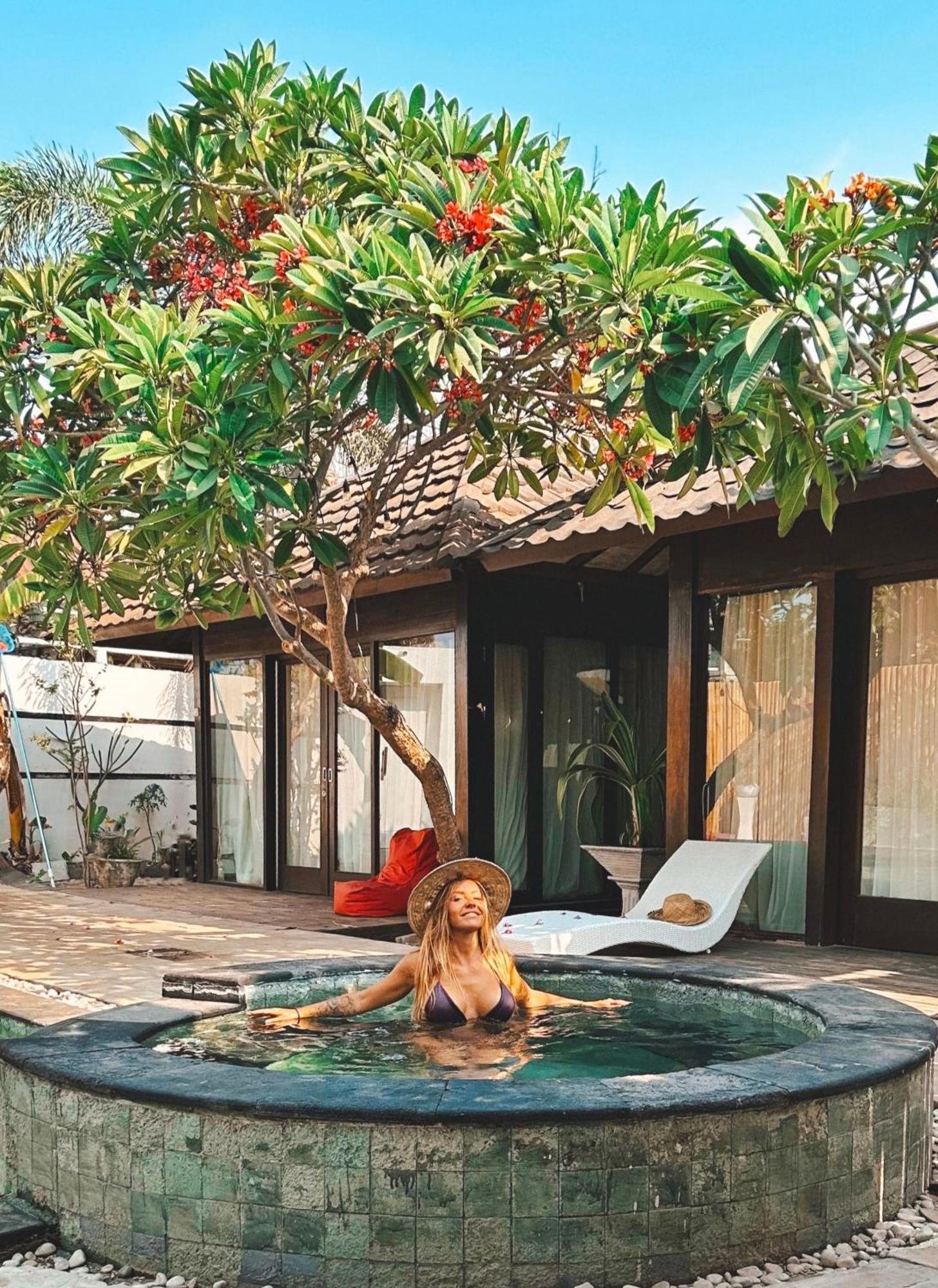 Villa Menorca Gili Trawangan Exterior foto